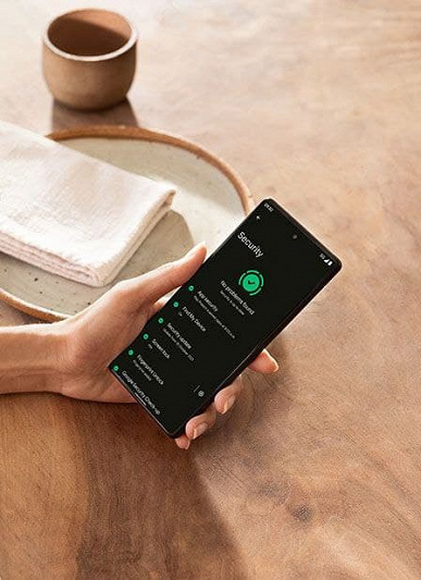 Первый смартфон с предустановленной Android 12 защищен от воды и поддерживает беспроводную зарядку. Опубликованы новые изображения Google Pixel 6