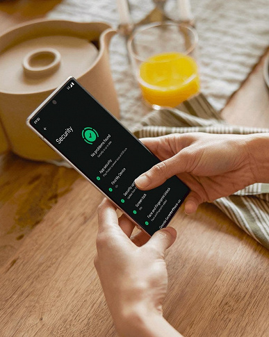 Первый смартфон с предустановленной Android 12 защищен от воды и поддерживает беспроводную зарядку. Опубликованы новые изображения Google Pixel 6