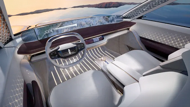 Lincoln unveils first electric car with unique trunk