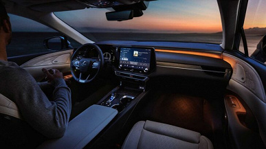 Представлен совершенно новый Lexus RX