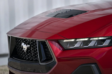 Представлен совершенно новый Ford Mustang