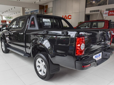 150 hp diesel engine, 6-speed