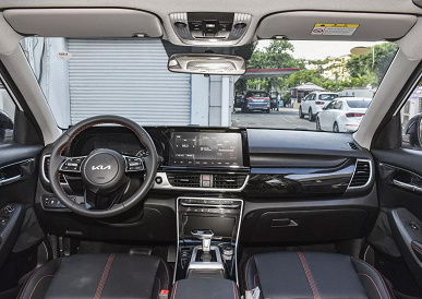 Автодилер «Авилон» привез в Россию 100 кроссоверов Kia КХ3 (Seltos). Сколько за них просят?