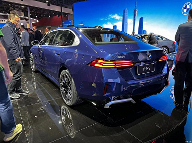 В Китае представили люксовую «пятерку» BMW нового поколения – она больше «семерки» BMW 7 в кузове G11