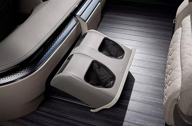 Аналог Lexus LM от Kia. Новейший Kia Carnival показали в VIP-комплектации HiLimousine – тут паркетный пол, «звёздное небо» и суперкомфортные кресла