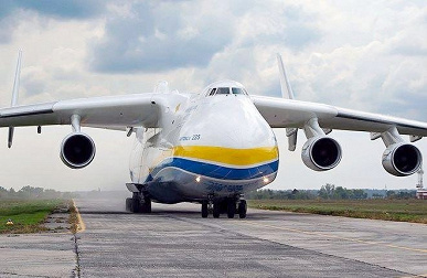Ровно 35 лет назад совершил свой полет Ан-225 «Мрия». Его создавали для проекта космического корабля «Буран»