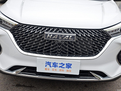 A real workhorse from Haval. Chinese dealers received the crossover Haval H6 Plus 2023, which was estimated at 10.5 thousand dollars
