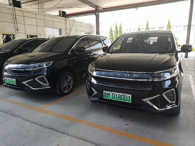 На российский рынок выходит еще один бренд из Китая. Продажи автомобилей Dayun стартуют в августе с 7-местного 197-сильного минивэна Yuanzhi M1
