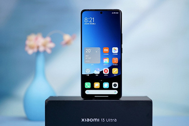 Nuevas versiones de Xiaomi 13 Ultra mostradas en vivo desde todos los lados