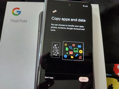 «На экране хорошо видна складка, как у Galaxy Z Fold». Пользователь получил Google Pixel Fold раньше срока и поделился своими впечатлениями