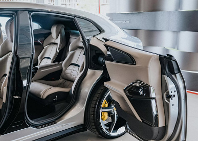 За что платить 400 тыс. долларов? Ferrari Purosangue впервые показали на детальных фото спустя 9 месяцев после анонса