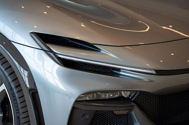 За что платить 400 тыс. долларов? Ferrari Purosangue впервые показали на детальных фото спустя 9 месяцев после анонса