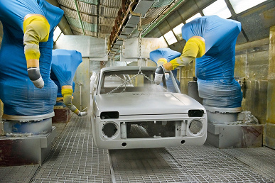 На АвтоВАЗе теперь работает «сад роботов». В нем собирают Lada Niva Legend и Lada Niva Travel