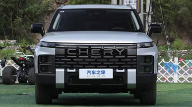 Представлен полноприводный кроссовер Chery Tansuo 06 с «олдскульным» дизайном и бензиновым мотором. Он будет продаваться в России как Jaecoo J7
