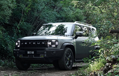 Новый внедорожник Chery от дизайнера Porsche с палаткой на крыше. Много фото и подробности о Jetour Traveler