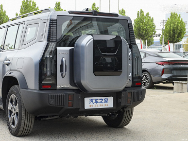 Jetour Traveler представлен в Китае: 254 л.с., 8-ступенчатый «автомат», полный привод и максимальное оснащение — за 25 тыс. долларов