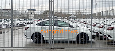 &laquo;Это практически штучный товар, салоны получат по 1-2 автомобиля в месяц&raquo;, &mdash; самая дорогая Lada Vesta пока выпускается только в кузове седан