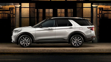 Полный привод, 9-ступенчатый «автомат», 276 л.с. и хорошо знакомый бренд. В России доступен для заказа обновленный Ford Explorer