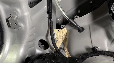 «Надо сотворить молитву и надеяться, что это будет отлично работать». «Клубный сервис» разобрал новейший Tank 400 и нашел немало интересного