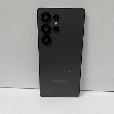 Предполагаемый образ Samsung Galaxy S25 Ultra. На фото представлен макет грядущего флагмана Samsung