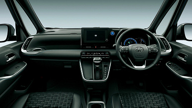 «Младший брат» Toyota Alphard, но с обычным 2,0-литровым мотором и всего за 2,4 млн рублей. В России уже можно заказать Toyota Voxy 2024