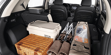 Гарантия 5 лет, известный южнокорейский бренд и подогревы для наших широт. Новейший кроссовер для России KGM Tivoli показали вживую