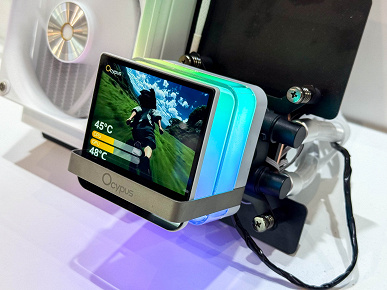 Ocypus продемонстрировала прототип системы водяного охлаждения Sigma Ultra с вентилятором, экраном и расширяющимся «соплом»