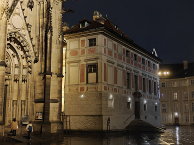 Так снимает OnePlus 15, у которого больше нет камеры Hasselblad. Опубликованы реальные фото со всех камер, 120-кратным зумом и примерами ночной съемки