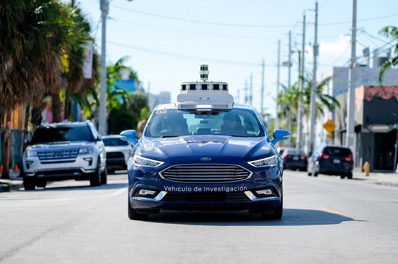 Ford будет продвигать самоуправляемые автомобили не на потребительском рынке, а на рынке транспортных услуг