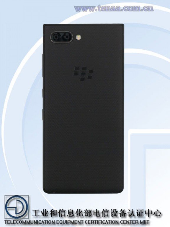 Смартфон BlackBerry Athena появился в базе данных TENAA