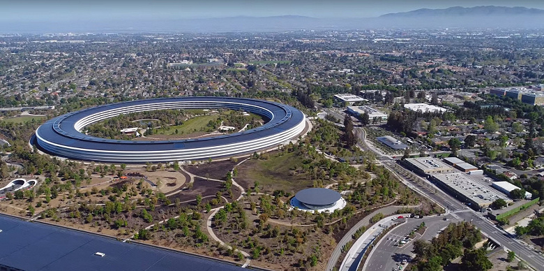 Apple начала вводить запрет на воздушную съемку своей новой штаб-квартиры