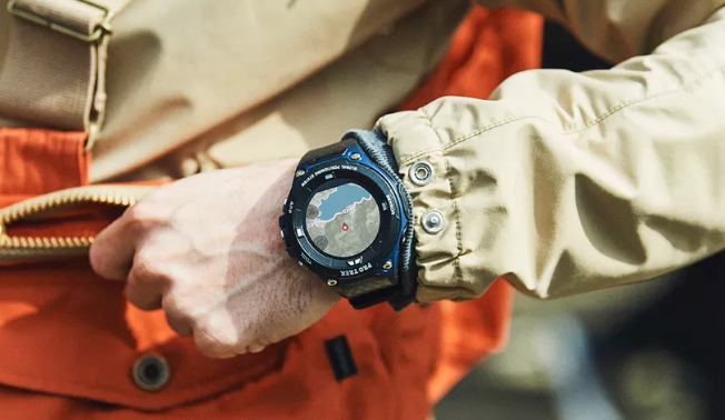 Casio Pro Trek WSD-F20A — всё те же уникальные защищённые умные часы, но теперь на 100 долларов дешевле