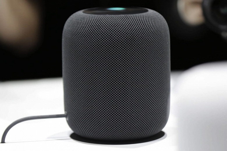 Умная акустическая система Apple HomePod не оправдала ожиданий