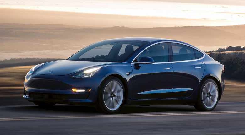 Consumer Reports согласилась повторно протестировать электромобиль Tesla Model 3 после обновления, предназначенного для тормозной системы