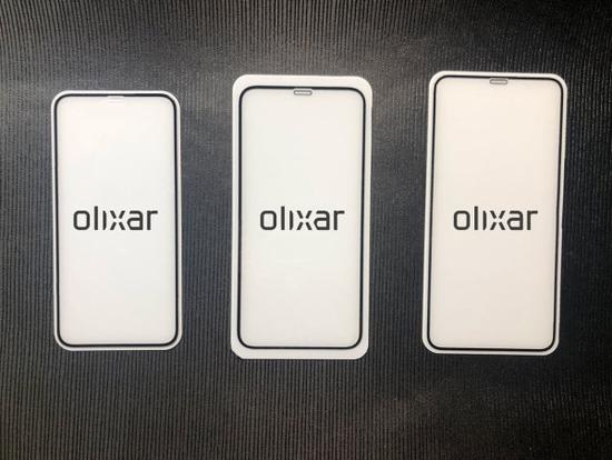 Olixar опубликовал фотографию защитных стекол трех новых смартфонов iPhone