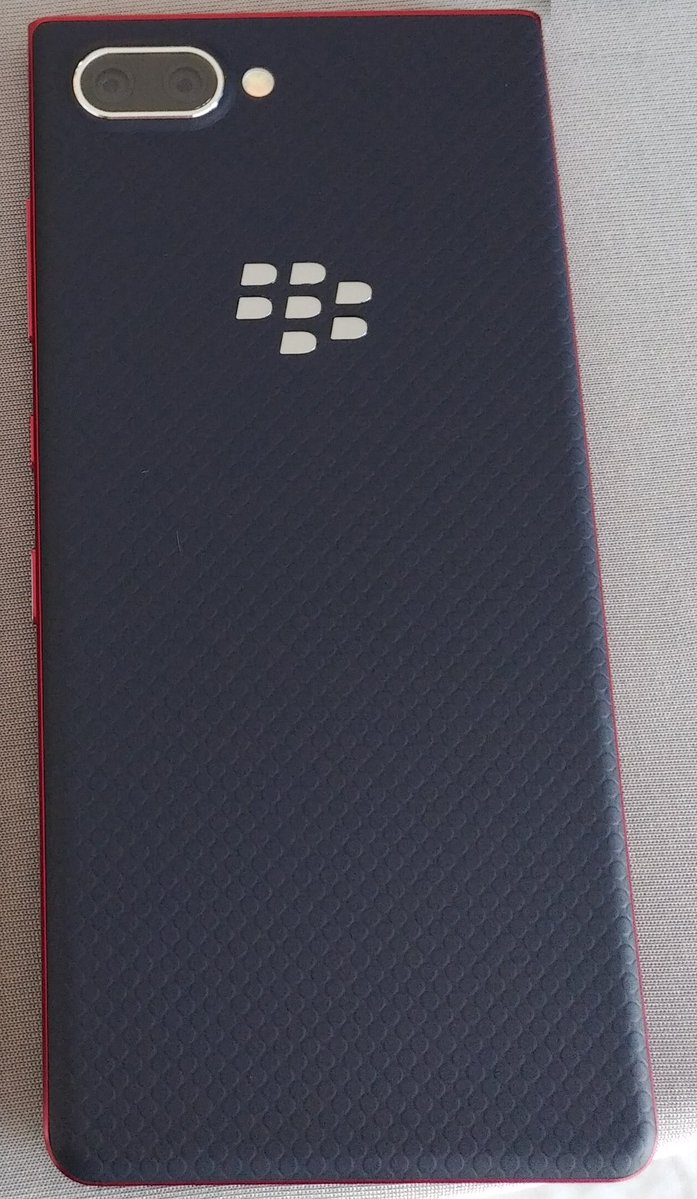 Пластиковый BlackBerry KEY2 Lite покажут на IFA 2018
