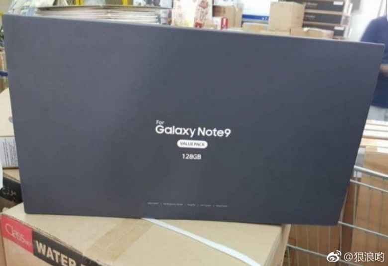 При предзаказе смартфона Samsung Galaxy Note9 можно будет выбирать подарки или забрать все, доплатив 100 долларов
