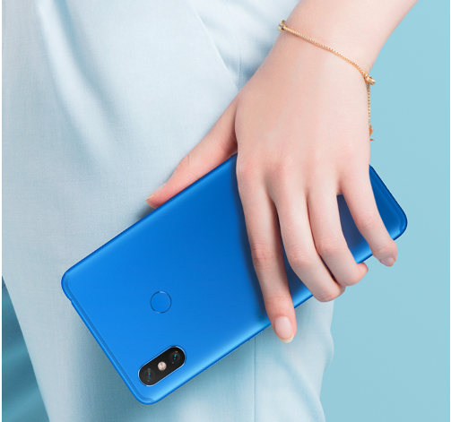 Популярный смартфон Xiaomi Mi Max 3 выходит в новой расцветке