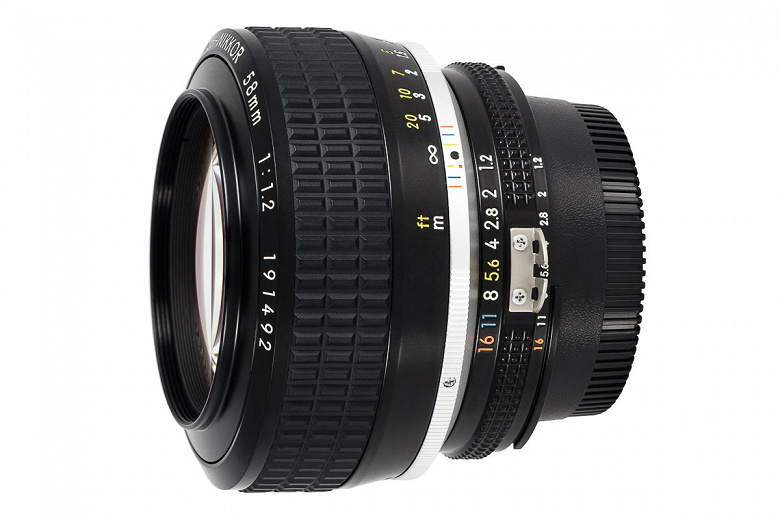 Nikon намекает на выпуск объектива Noct-Nikkor для беззеркальной камеры