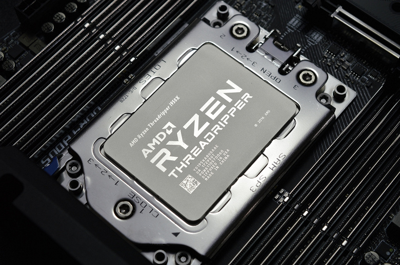 Появились все параметры новых процессоров AMD Ryzen Threadripper. 32-ядерная модель будет стоить 1800 долларов