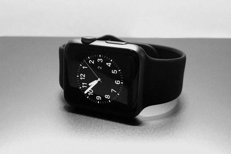 Умные часы Apple Watch могут получить «всегда включенный» экран
