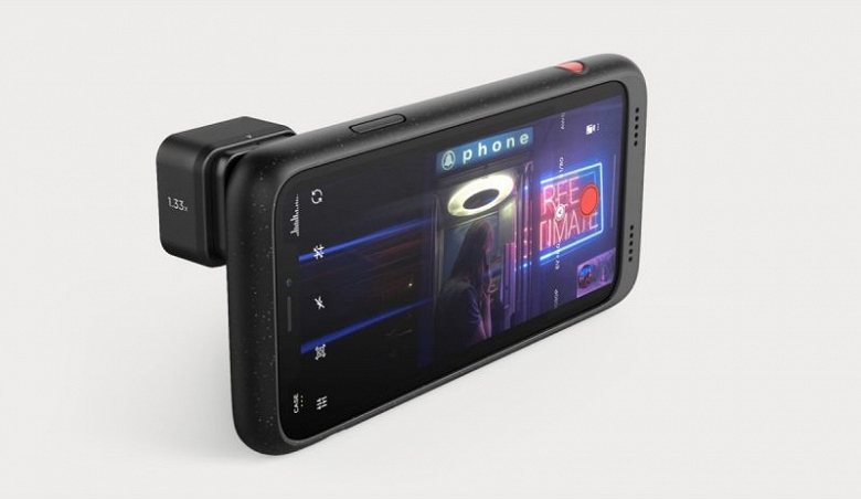 Представлен первый одобренный Apple фоточехол-аккумулятор для смартфонов iPhone X и iPhone XS 