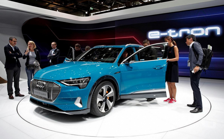 Поставки электрических внедорожников Audi отложены из-за ошибки в программном обеспечении