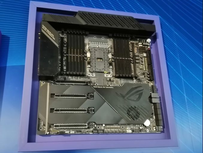 CPU Intel Xeon W-3175X: 28 ядер, частота до 4,3 ГГц и TDP 255 Вт