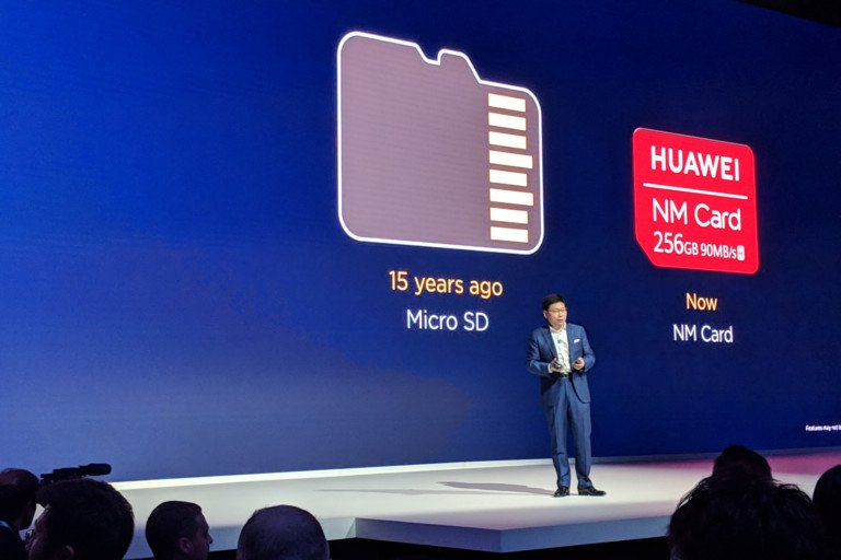 Разбираемся, что из себя представляют карты памяти NM Card в смартфонах Huawei Mate 20
