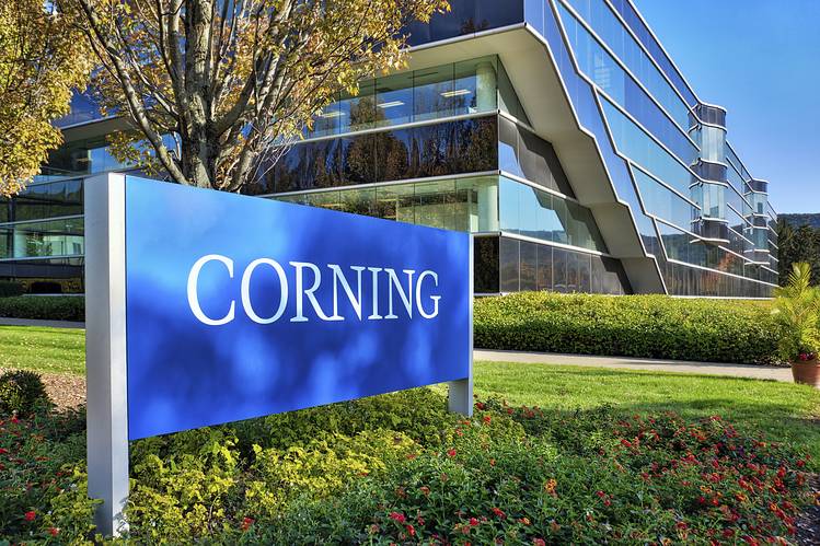 Corning удалось за год нарастить продажи на 15%, чистую прибыль — на 60%