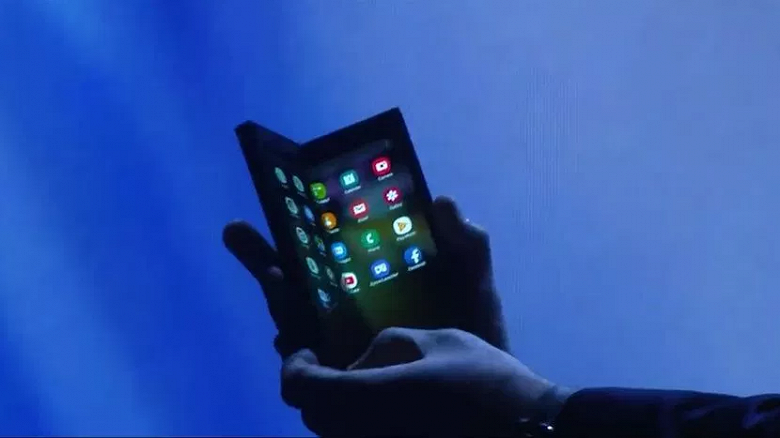 Скорый выход сгибающегося смартфона Samsung Galaxy Fold подтвержден китайским регулятором