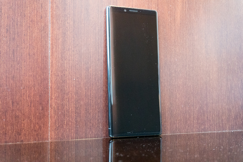 Новый подход к флагманам. Представлен смартфон Sony Xperia 1 с «кинематографиеским» экраном