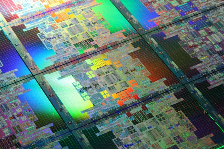 Названа дата отгрузки последних процессоров Intel Itanium 