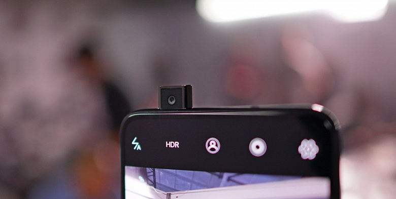 Ни вырезов, ни отверстий: Samsung Galaxy A90 будет первым смартфоном компании с выезжающим модулем фронтальной камеры
